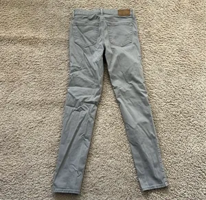 American eagle skinny grey jeans Size 28 x 32 Like new thumbnail 4