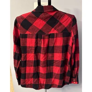 Arizona Jeans Women's red black buffalo plaid pattern Button‎ Down Size Medium thumbnail 3