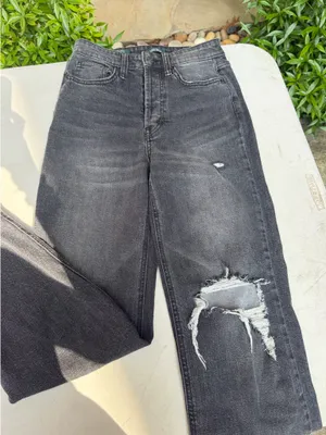 Wild fable Black Ripped Mom Jeans thumbnail 1