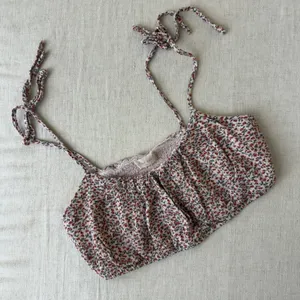 Altar'd State Floral Smocked Crop Top Red Blue Ditsy Print Tie Strap‎ XS thumbnail 2