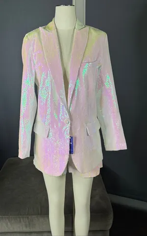 Women’s Iridescent White Sequin Shorts Suit Set Party Festival Size L NWT thumbnail 1