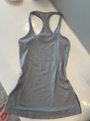 Lululemon Tank thumbnail 1