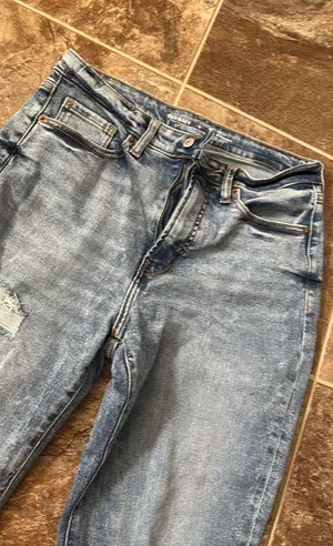 Old Navy OG Straight Distressed Jeans thumbnail 2