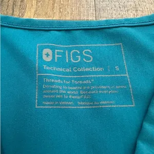 Figs Pacific Blue Casma Three-Pocket Scrub Top Size Small thumbnail 3