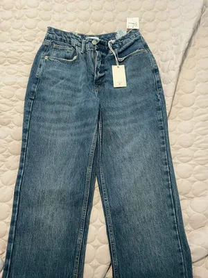 Good American Jeans thumbnail 1