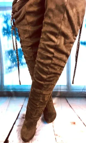 Sheikh Over Knee Boots Brown Size 7 thumbnail 1