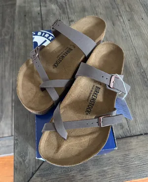 Birkenstock Sandals Women’s Brown Leather 9 thumbnail 1