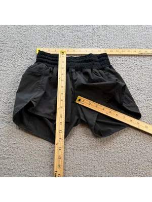 Lululemon Speed Short Women’s Size 4 Black 2.5” Lined Running Shorts thumbnail 3