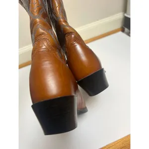 Ariat Leather Cowboy Boots Women’s Sz. 6.5 thumbnail 3