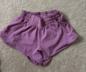 Lululemon Hotty Hot Shorts 2.5" thumbnail 1