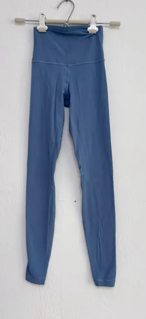 Women's Lululemon Blue Leggings Size 0 Dusty Blue thumbnail 1