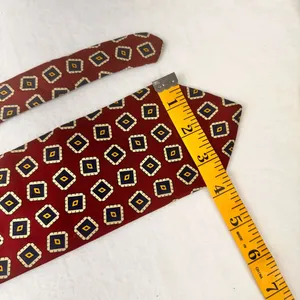 Vintage Brooks Brothers Makers England Men's Tie Silk Red Geometric Necktie thumbnail 8