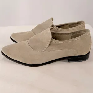 Free People Suede Pointed Toe Slip On Ankle Bootie in Taupe‎ Size 10 or 41 thumbnail 2