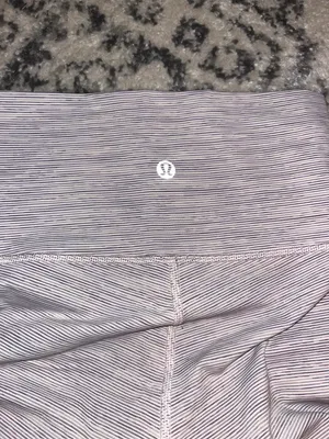 Lululemon Leggings thumbnail 2