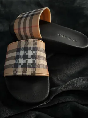 Burberry thumbnail 1