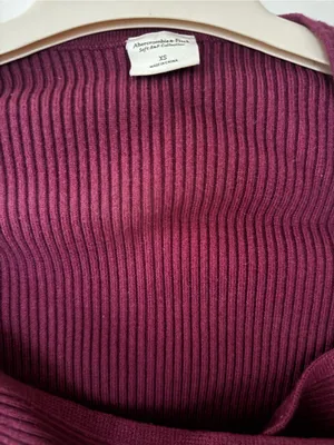 Abercrombie & Fitch Maroon Ribbed Long-Sleeve Sweater Bodysuit thumbnail 4