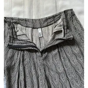 Valija wide-leg trousers, size 6, cream/black, viscose, geometric print. thumbnail 14