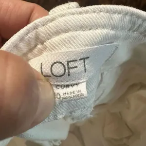 Loft wide leg white curvy 10 minimalist classic jeans thumbnail 2