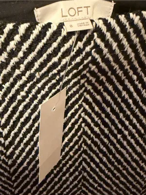 LOFT Wool Blend Herringbone mini skirt Size 8 NWT thumbnail 3