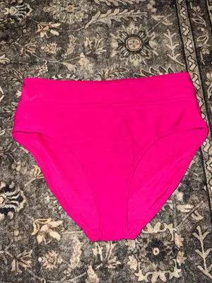 Old Navy Swimsuit thumbnail 6
