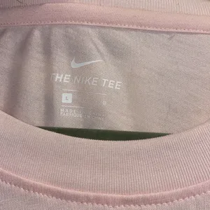 Brand new with tag light pink Nike crop top (retro look) thumbnail 7