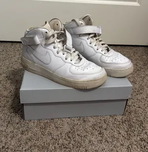 Nike Air Force 1 High-Top White thumbnail 1