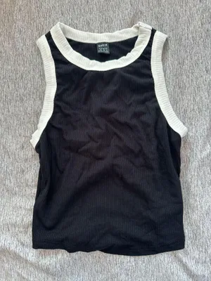 Ribbed Black White Tank Top Size XS thumbnail 1