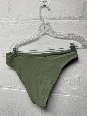 NWOT Green Bikini Set Size XL thumbnail 8
