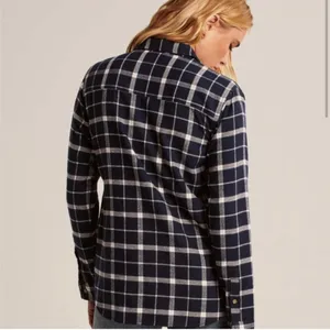 Abercrombie & Fitch‎ Soft AF Boyfriend Fit Flannel thumbnail 2