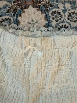 White lace shorts Size M thumbnail 3