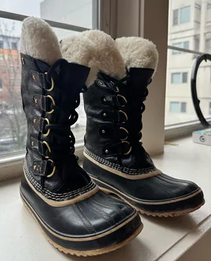 Sorel Joan of Arctic Holiday Boot thumbnail 1