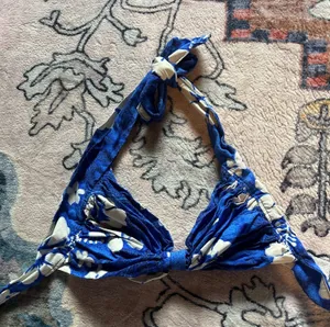 vintage blue hibiscus bikini thumbnail 1