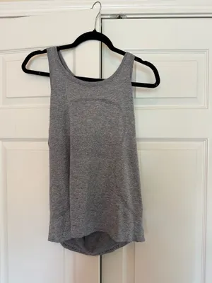 Lululemon Tank Swiftly Tech thumbnail 3