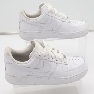 Nike Air Force 1 07 Womens 6.5 White Low Top Sneakers 315115-112 Triple White thumbnail 2