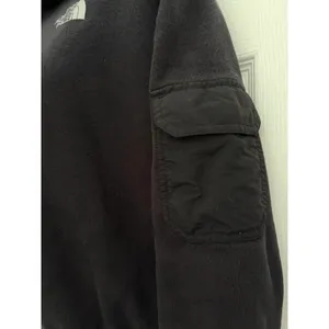 The North Face Womens Large Cropped Fleece 1/4 Zip Black Pullover sweatshirt thumbnail 7