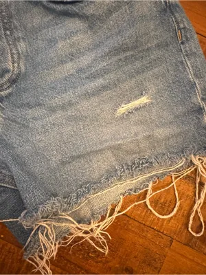 RAG & BONE Dre Low‎ Rise Distressed Denim Shorts thumbnail 3