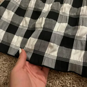 Black and white gingham checkered mini skirt never worn thumbnail 3
