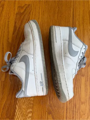 Nike Air Force 1 Sneakers with Light Gray Detailing thumbnail 2