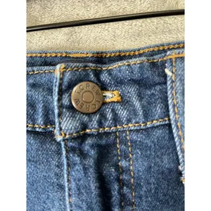 J.Crew Straight Leg Jeans Women’s 29‎ Blue Wash Casual Capsule Wardrobe Everyday thumbnail 3