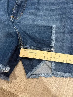Lee Women's High Rise Cut Off Jean Shorts 4 Inch Inseam Size 14 Stretch thumbnail 4