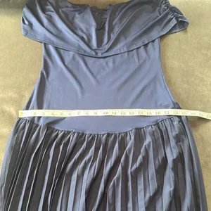 Women’s Navy Off-Shoulder Maxi Dress Pleated Skirt Size L thumbnail 12