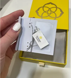Silver Kendra Scott Necklace thumbnail 2