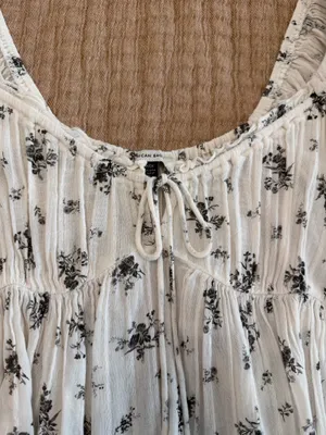 American Eagle Floral Blouse thumbnail 3