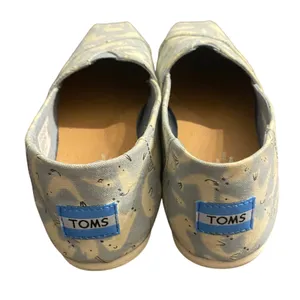 TOMS Classic Alpargata Arctic Animal Narwhal Seal Print Canvas Shoes Women’s 7.5 thumbnail 3