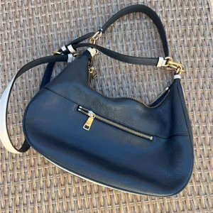 Coach Harley East West Hobo Navy Blue Ivory Leather Shoulder & Crossbody Bag thumbnail 11