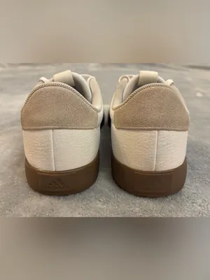 Women’s Adidas White Leather Sneakers Blue Stripes Tan Suede Toe/Heel Size 6 thumbnail 7
