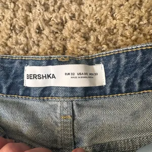Bershka High Waisted Wide Leg Denim Jeans Y2K/2000s Baggy Size 00 Waist thumbnail 6