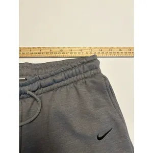 Nike Therma Fit Sweatpants Women's Small Gray Fleece Lined Jogger Athletic Pants thumbnail 7