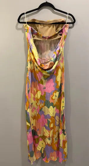 ASTR The Label Annabeth Satin Strapless Midi Dress Lime Rust Floral thumbnail 5