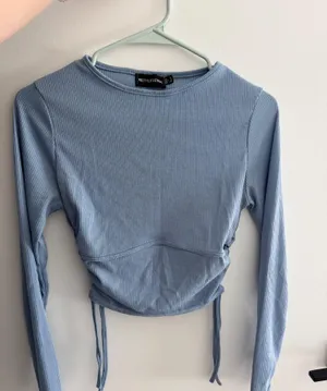 Pretty Little Thing Blue Top thumbnail 1